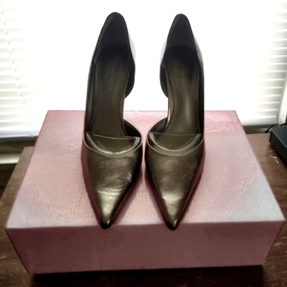 Silver Pewter Nine West Pumps size 7